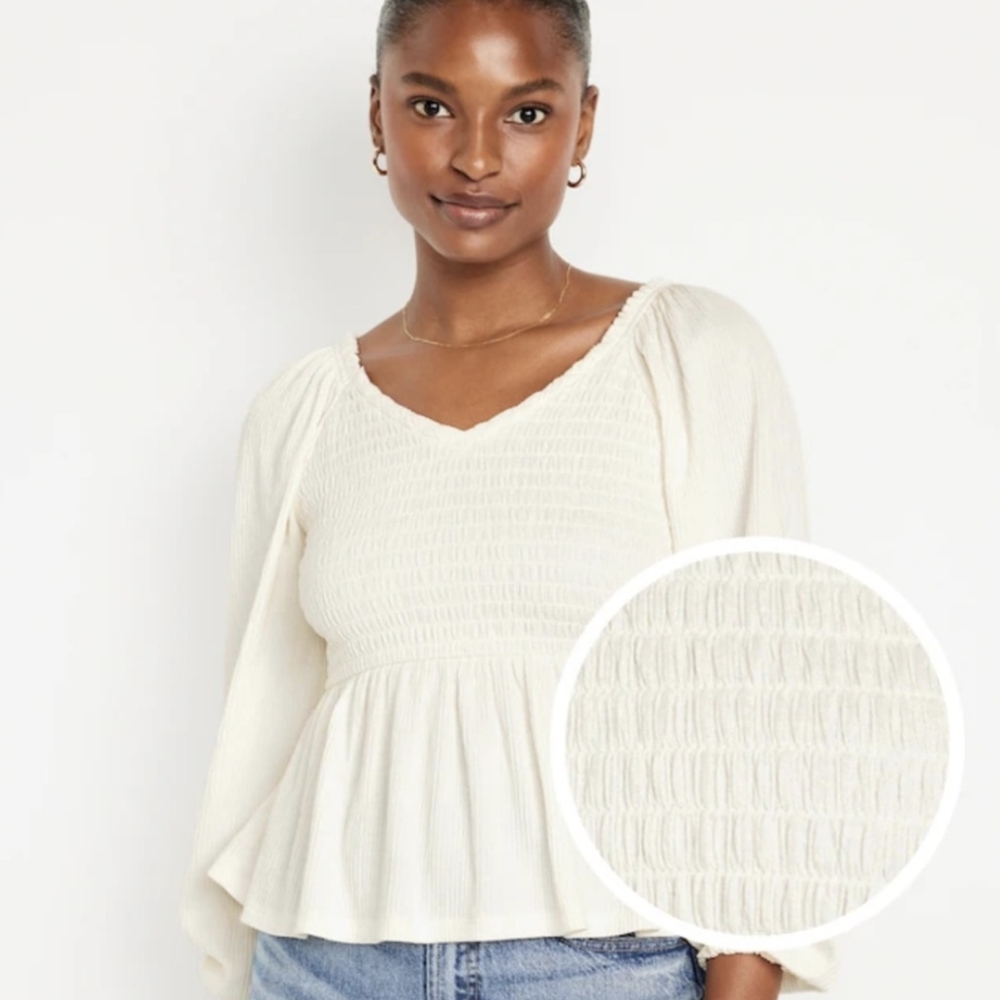 NWOT Old Navy Long-Sleeve Smocked Peplum Top Color Sea Salt